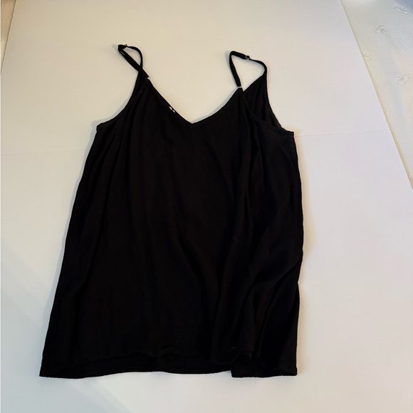 Entro Black Camisole Top - Picture 2 of 3